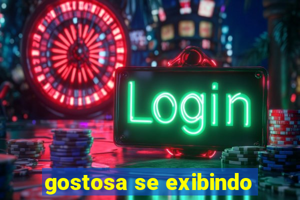 gostosa se exibindo